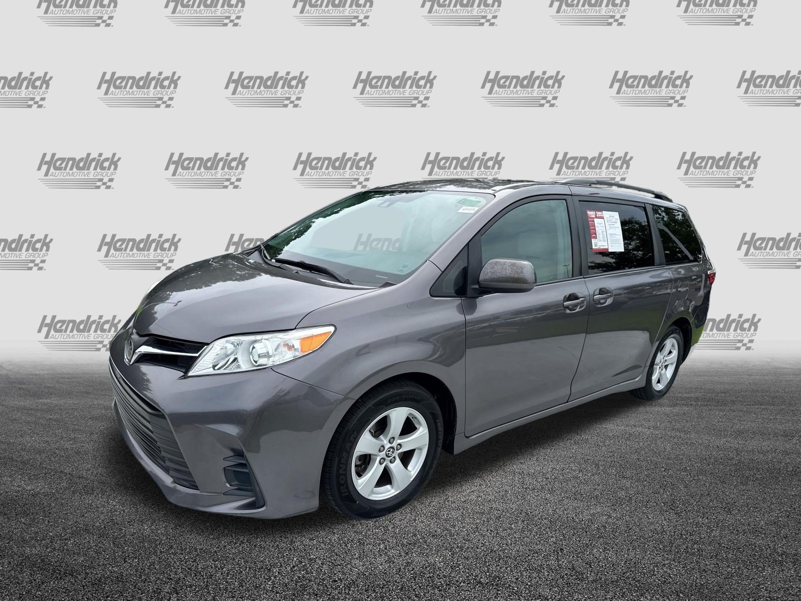 Used 2018 Toyota Sienna LE FWD image 5