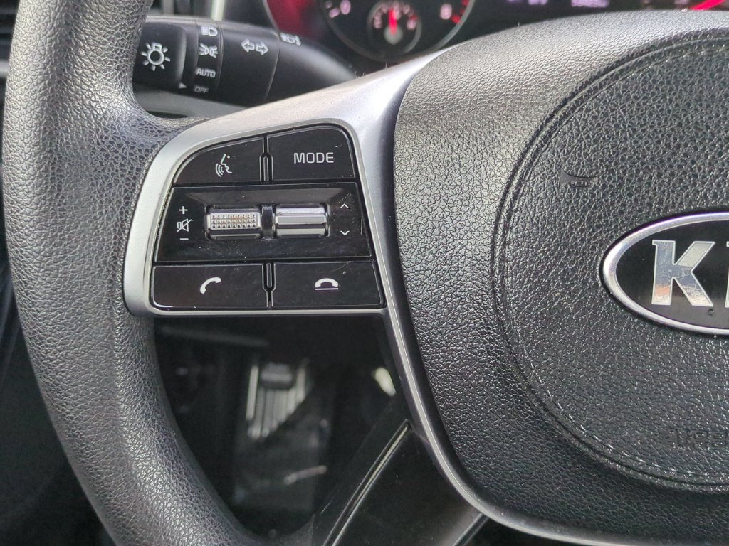 Used 2019 Kia Sorento FWD image 12