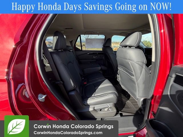 New 2025 Honda Pilot Touring image 26