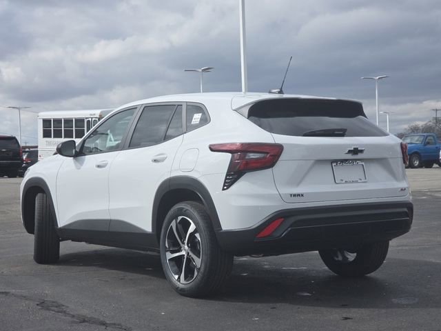 New 2026 Chevrolet Trax RS w/ Driver Confidence Package image 18
