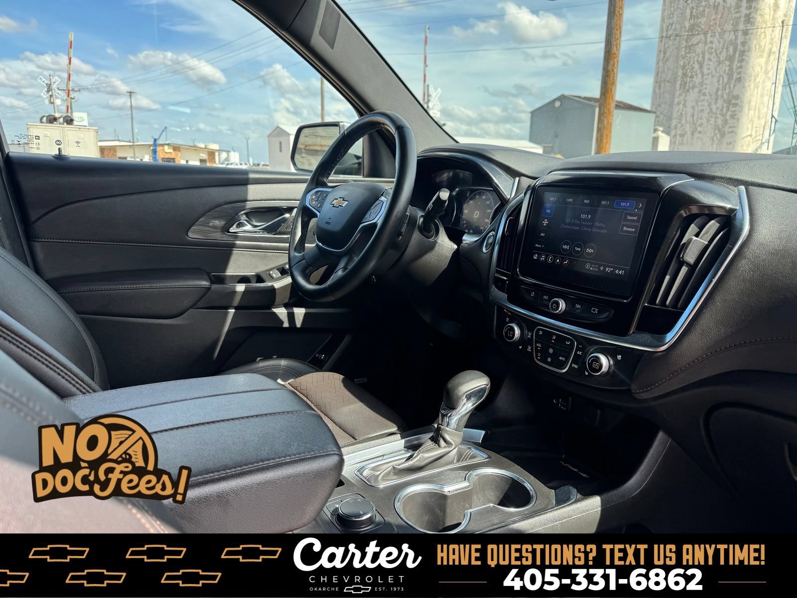Used 2023 Chevrolet Traverse High Country FWD image 35