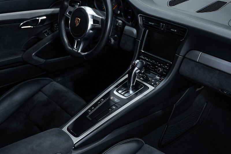 Used 2015 Porsche 911 GT3 RWD image 52