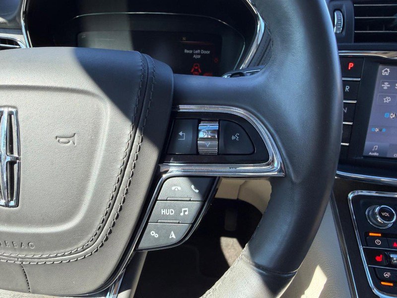 Used 2020 Lincoln Continental Reserve w/ Luxury Package image 16