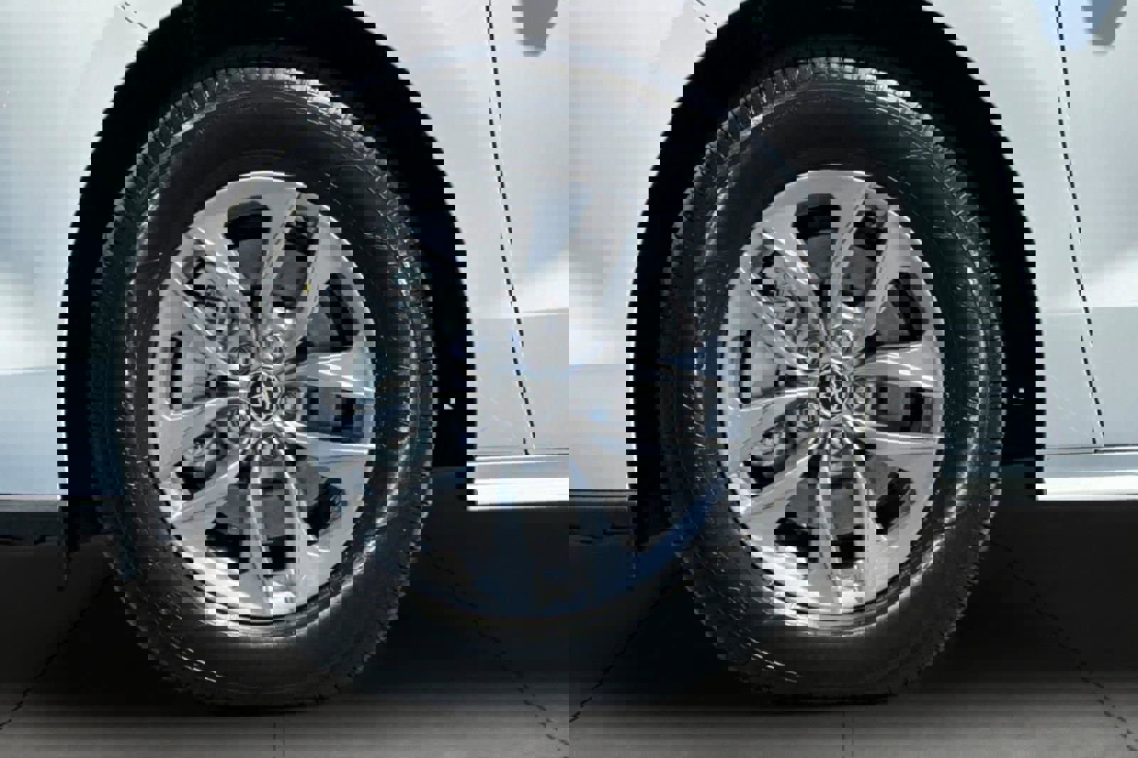 New 2026 Toyota Sienna LE image 31