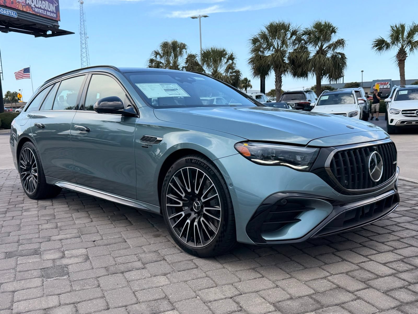 New 2026 Mercedes-Benz E 53 AMG e 4MATIC Wagon image 7