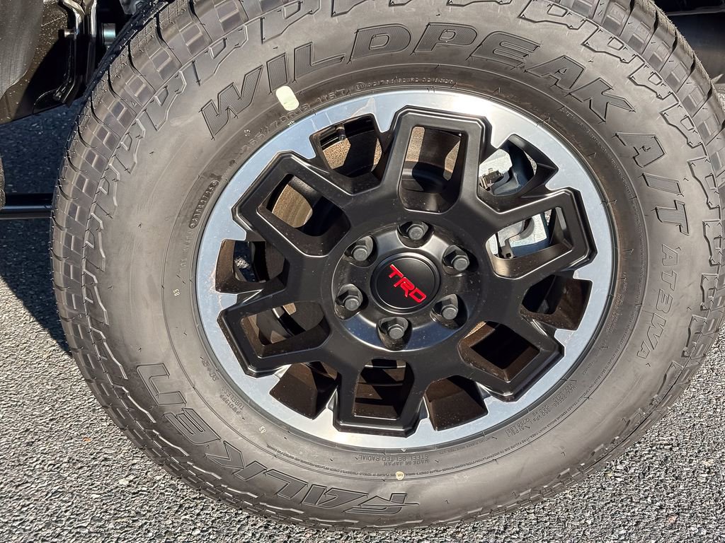 New 2025 Toyota Tacoma TRD Off-Road image 10