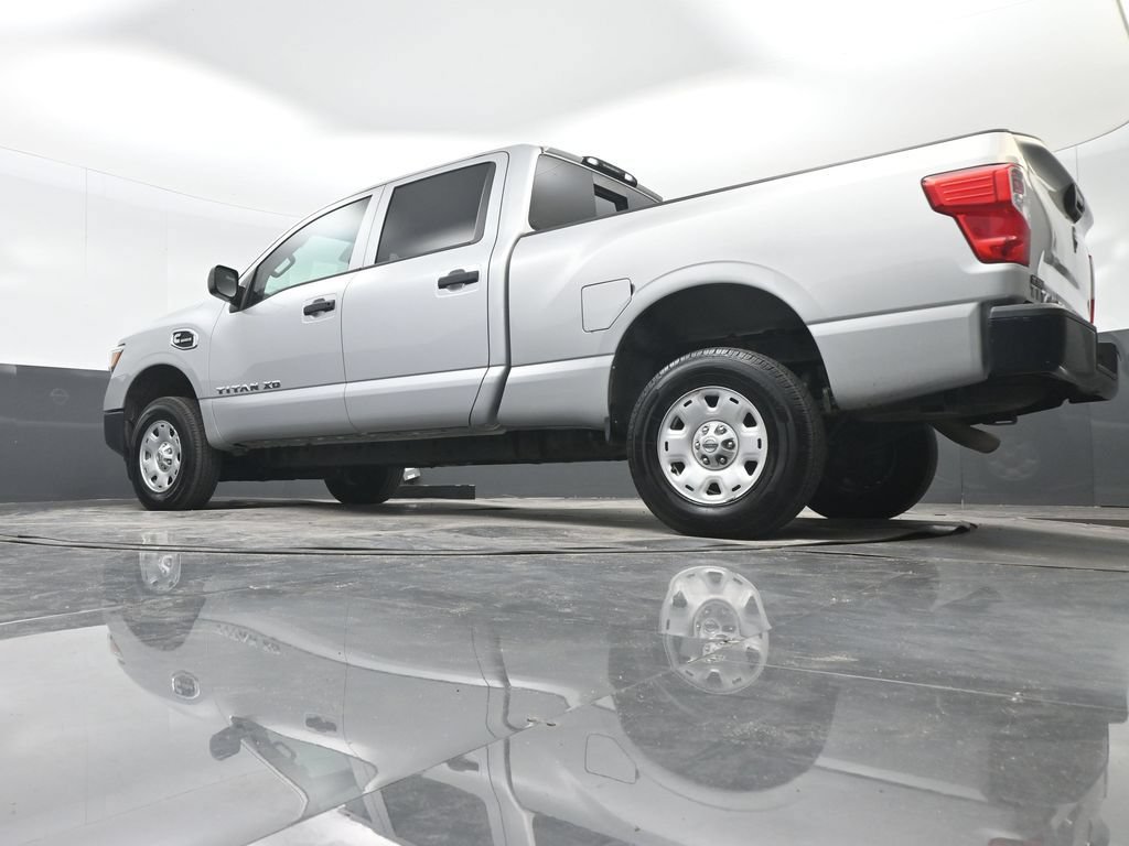 Used 2019 Nissan Titan S AWD/4WD image 19
