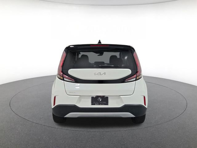 Used 2023 Kia Soul LX w/ Option Group 015 FWD image 6
