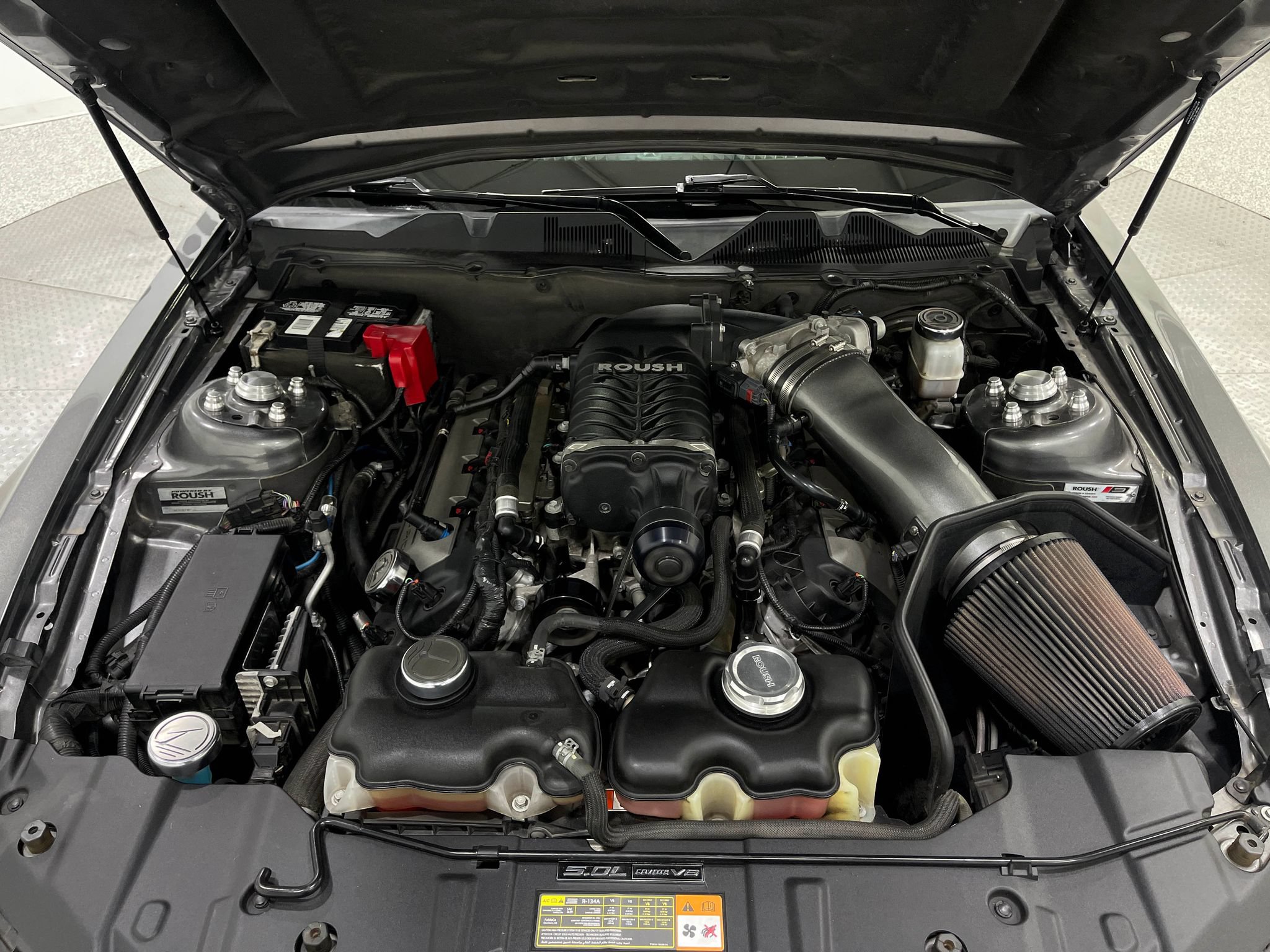 Used 2013 Ford Mustang GT RWD image 24