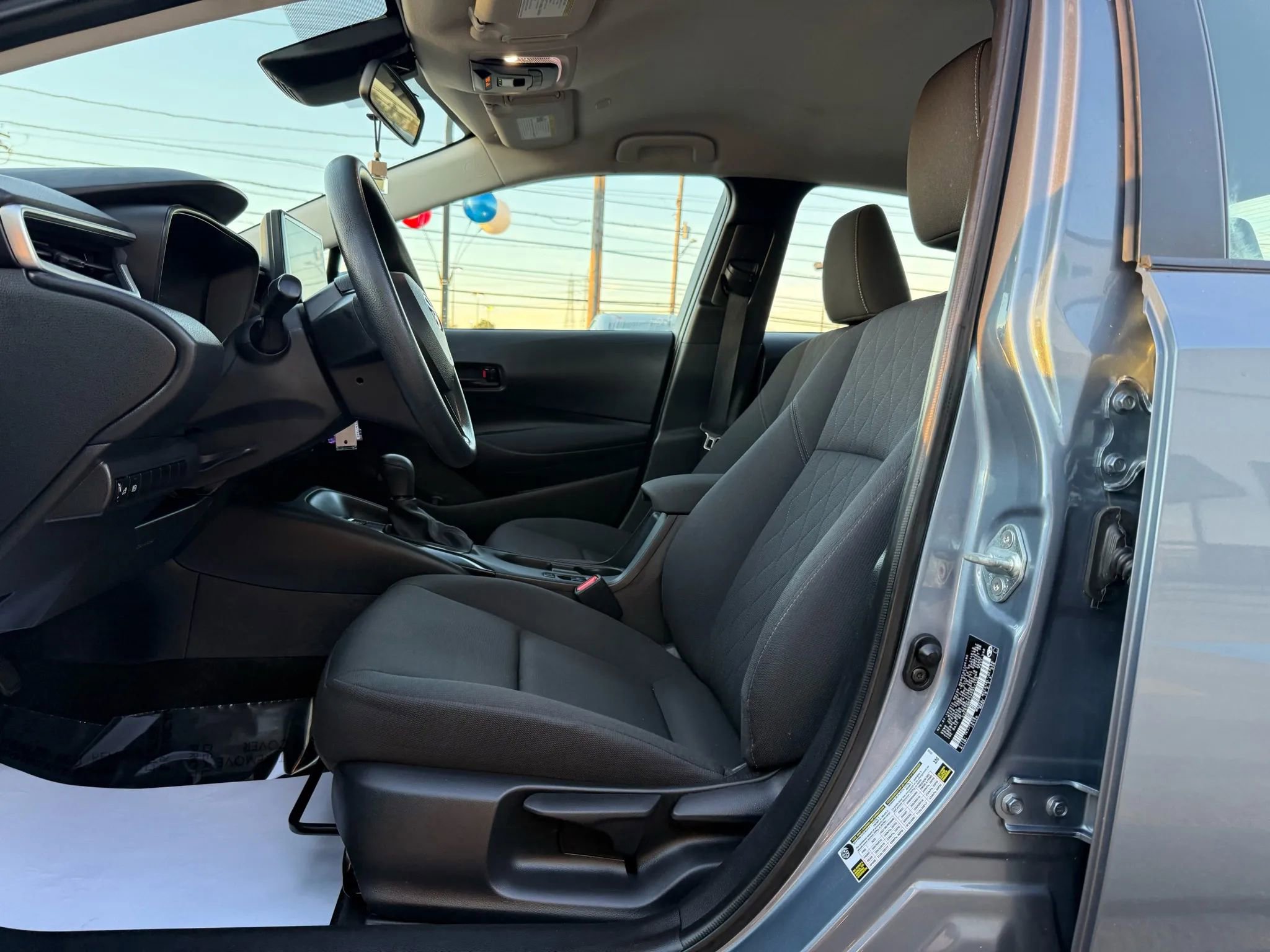 Used 2023 Toyota Corolla LE image 19