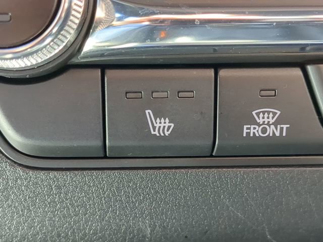 Used 2019 MAZDA MAZDA3 Hatchback w/ Preferred Package image 24