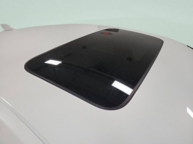 Used 2025 Honda Accord EX-L image 16
