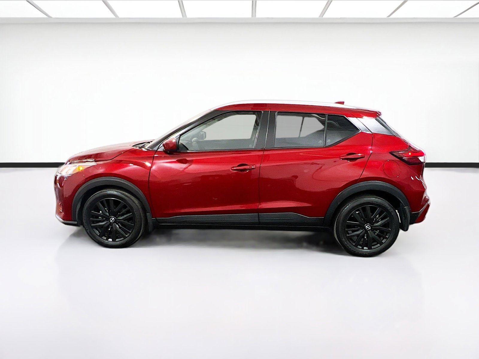 Used 2023 Nissan Kicks SV FWD image 21