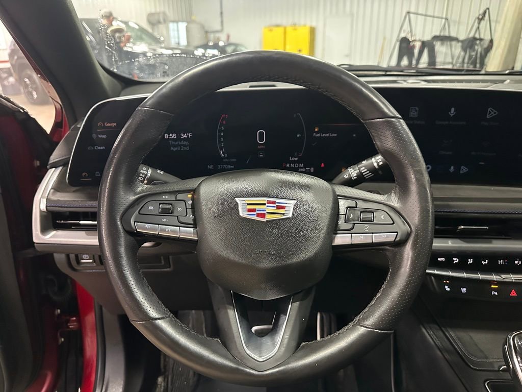 Used 2024 Cadillac XT4 Sport image 14