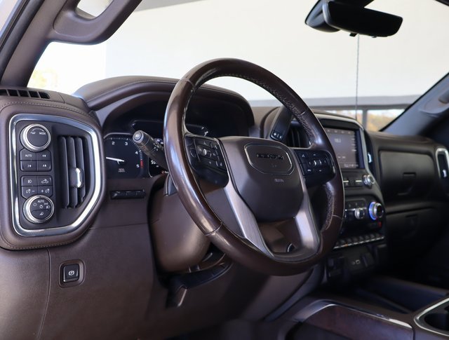 Used 2021 GMC Sierra 2500 Denali w/ Denali Ultimate Package image 17