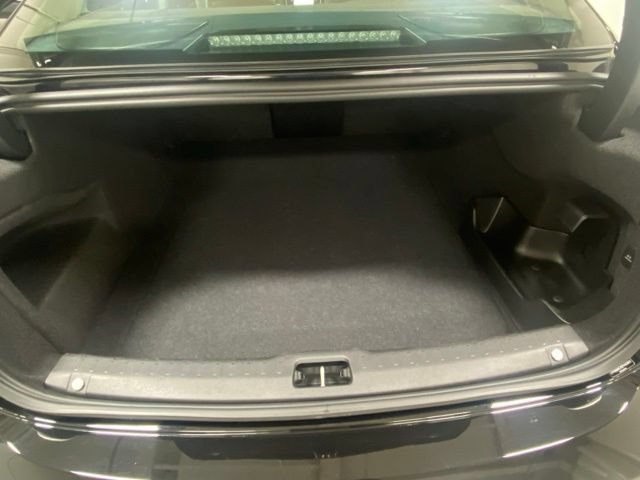 Used 2025 Volvo S90 T8 Plus AWD/4WD image 9