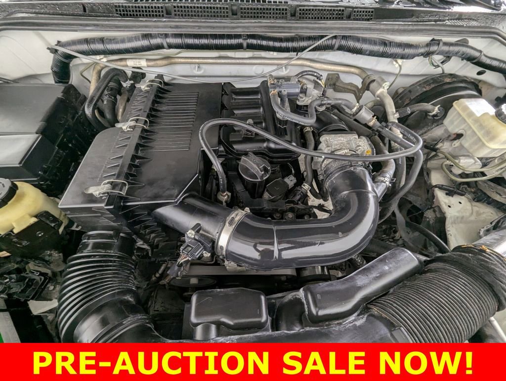 Used 2019 Nissan Frontier S image 10