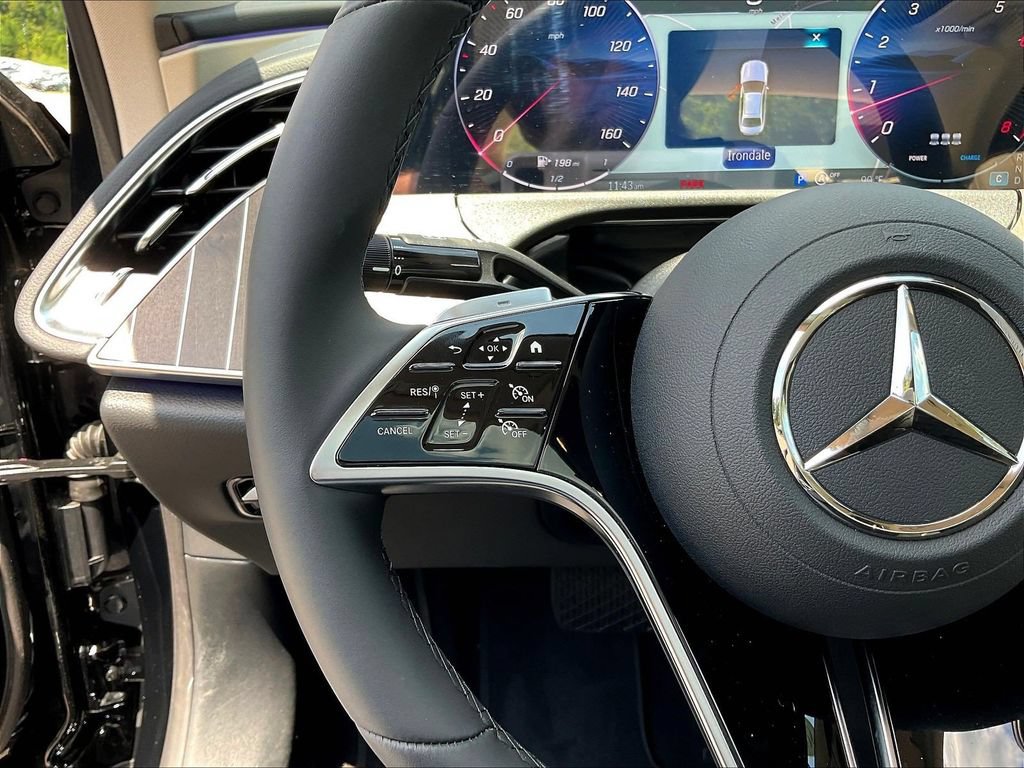Used 2025 Mercedes-Benz E 450 4MATIC Sedan w/ Winter Package image 13