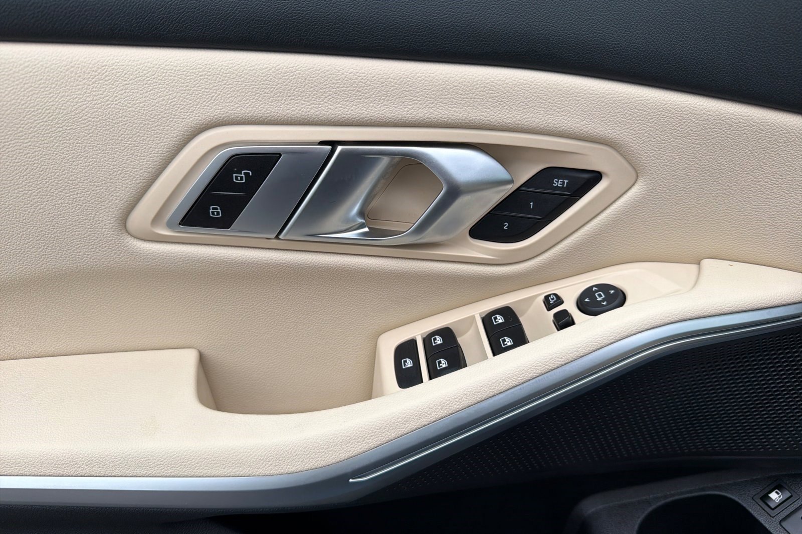 Certified 2023 BMW 330e w/ Parking Assistance Package image 12