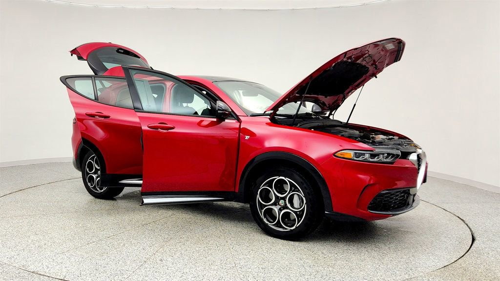 Used 2024 Alfa Romeo Tonale Ti image 10