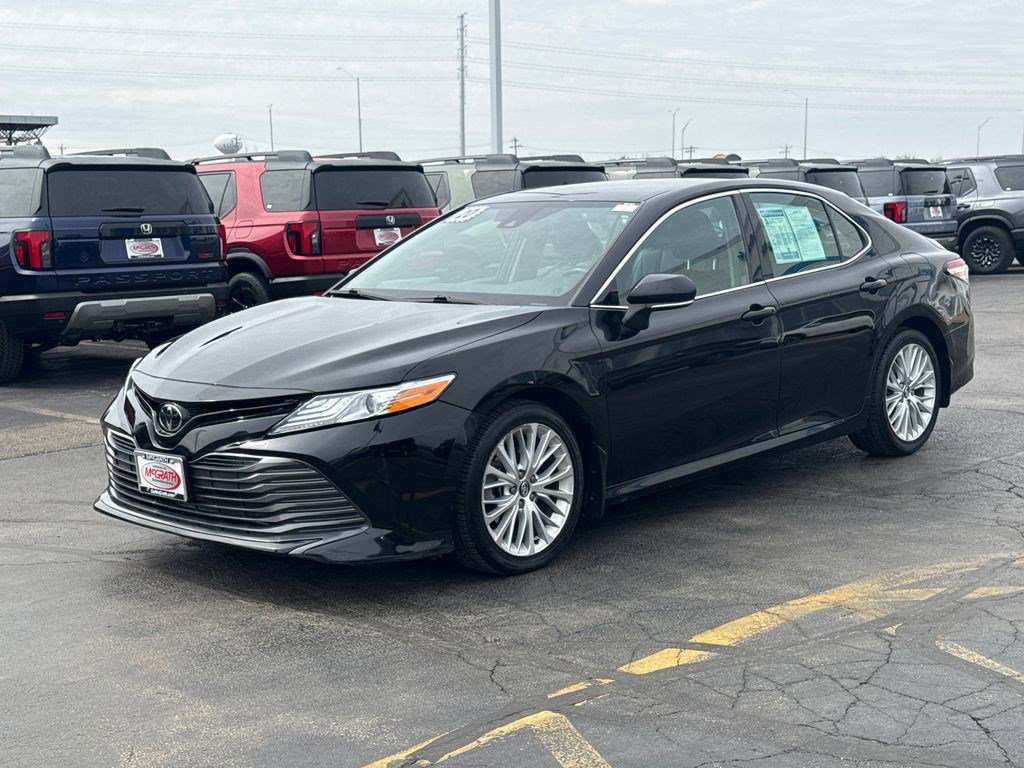Used 2020 Toyota Camry XLE FWD image 7