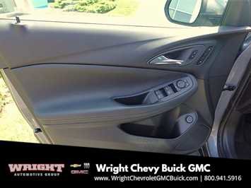 Used 2022 Buick Encore GX Essence w/ Experience Buick Package image 11