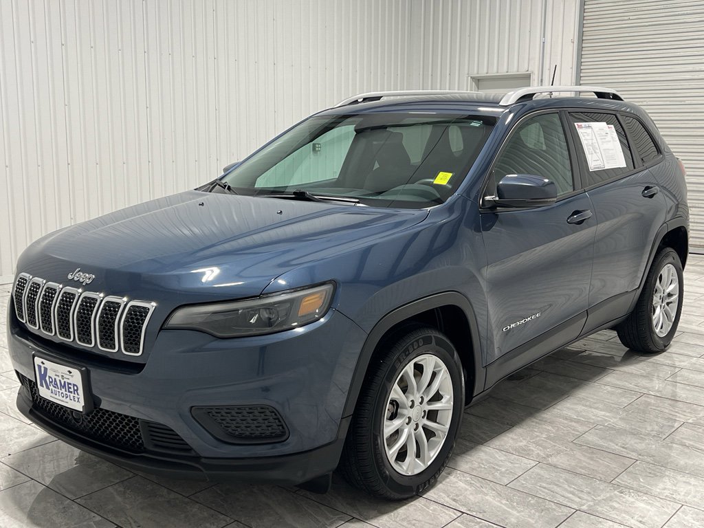 Used 2021 Jeep Cherokee Latitude w/ Mopar Interior Package image 1