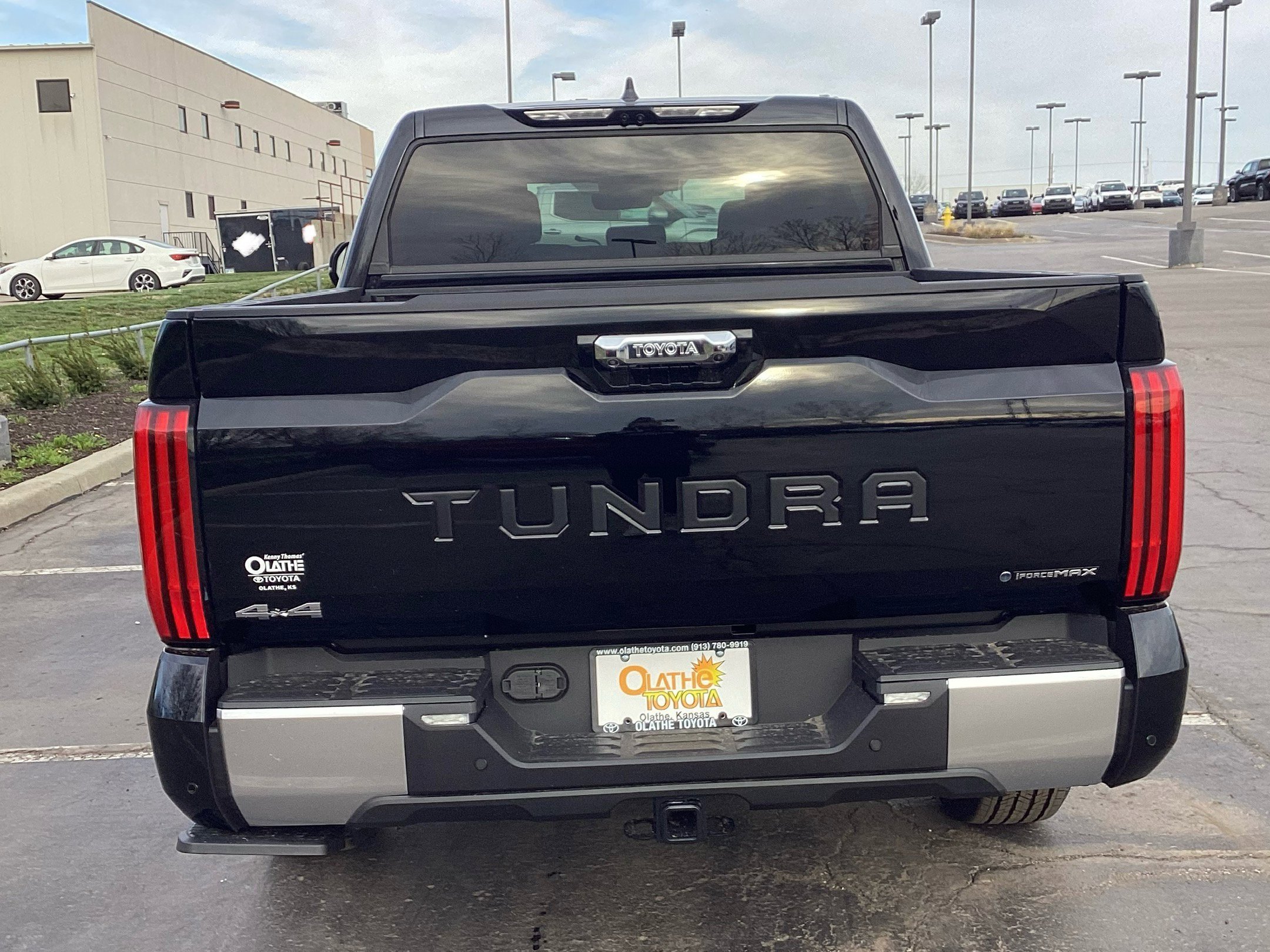 New 2025 Toyota Tundra Limited image 7