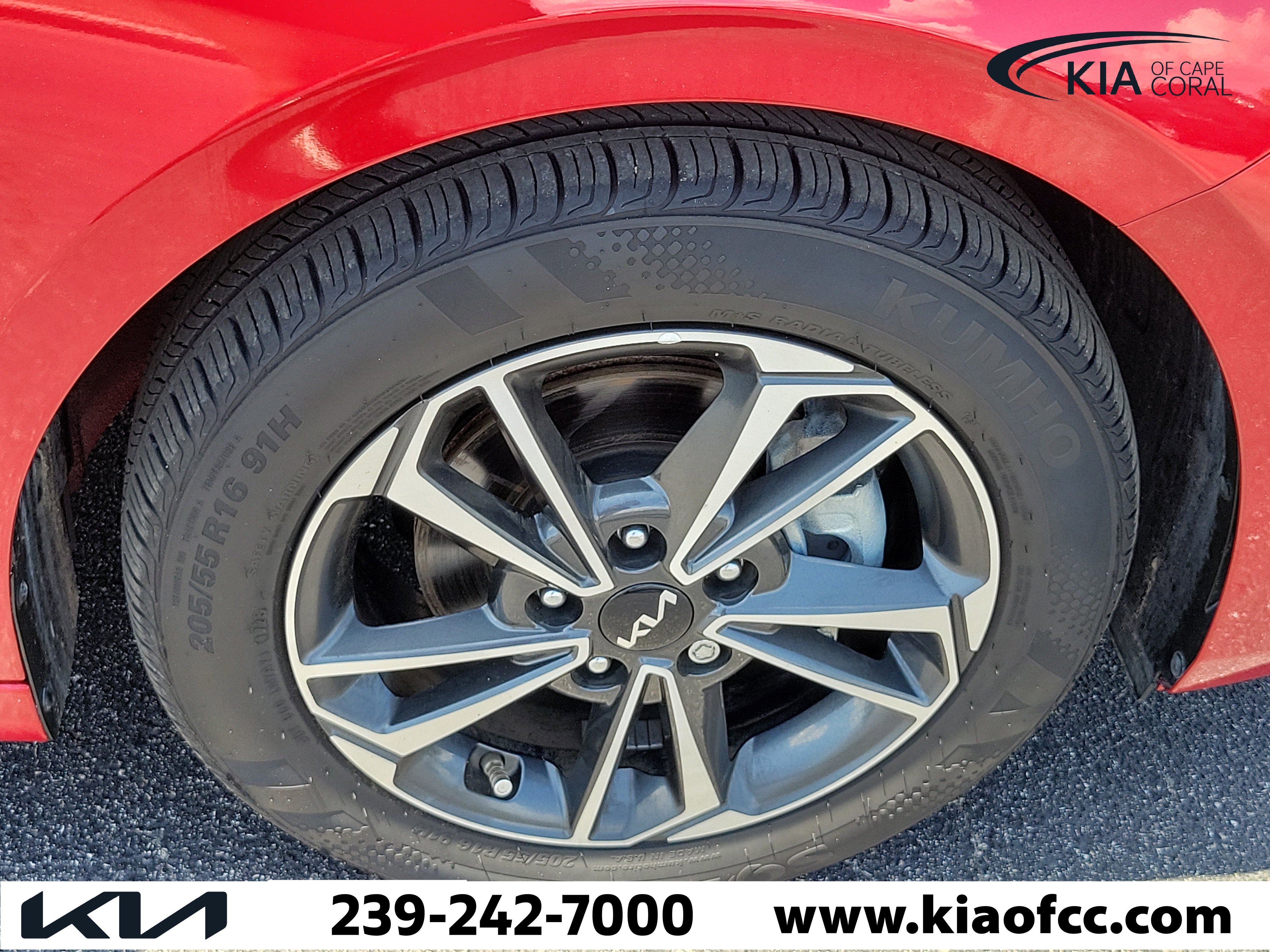 Certified 2023 Kia Forte LXS FWD image 6