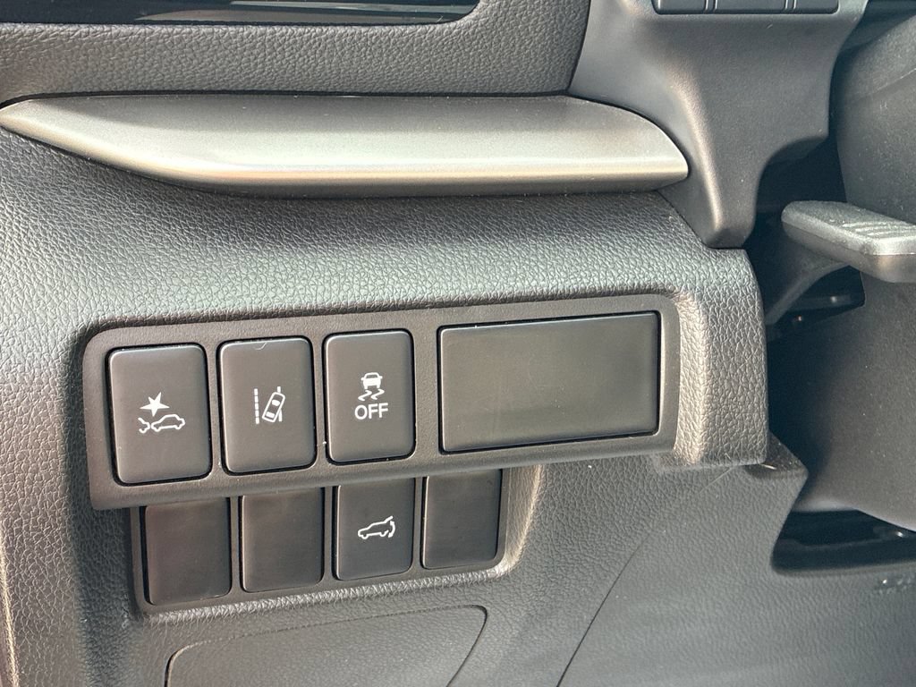 Used 2024 Mitsubishi Eclipse Cross SEL AWD/4WD image 11