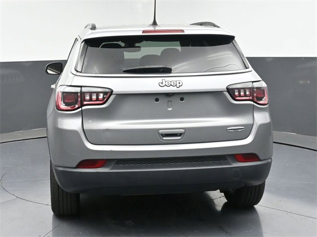 Used 2019 Jeep Compass Latitude image 33