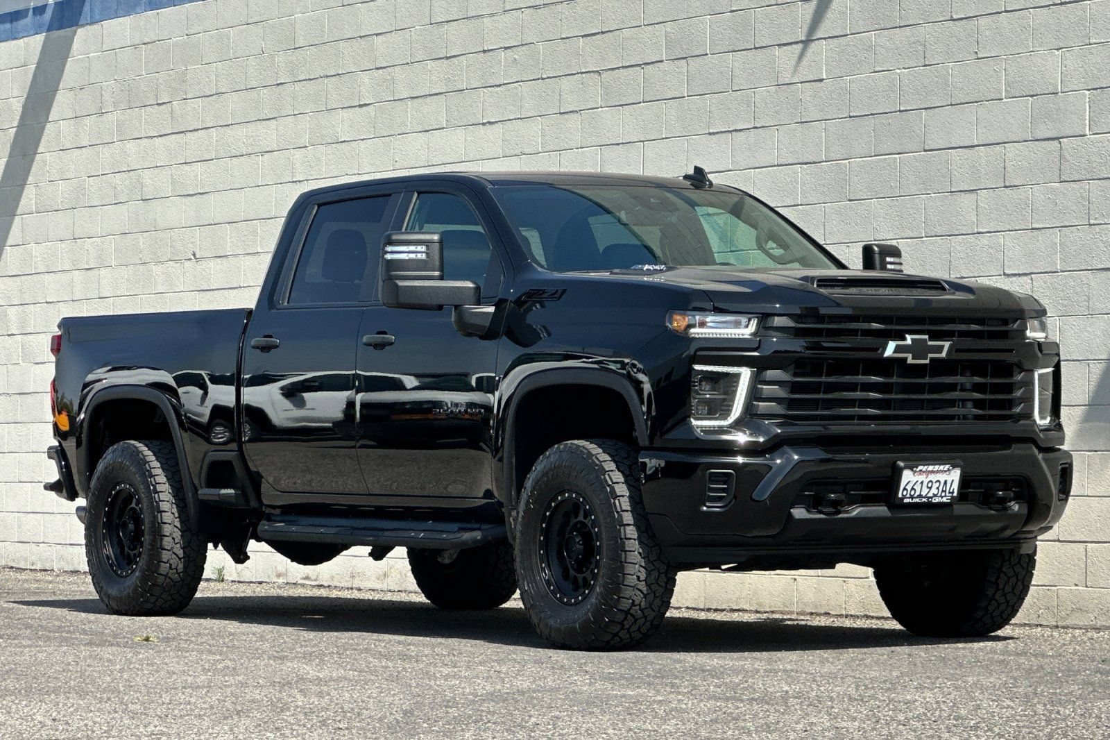 Certified 2024 Chevrolet Silverado 2500 Custom w/ Custom Value Package AWD/4WD image 2
