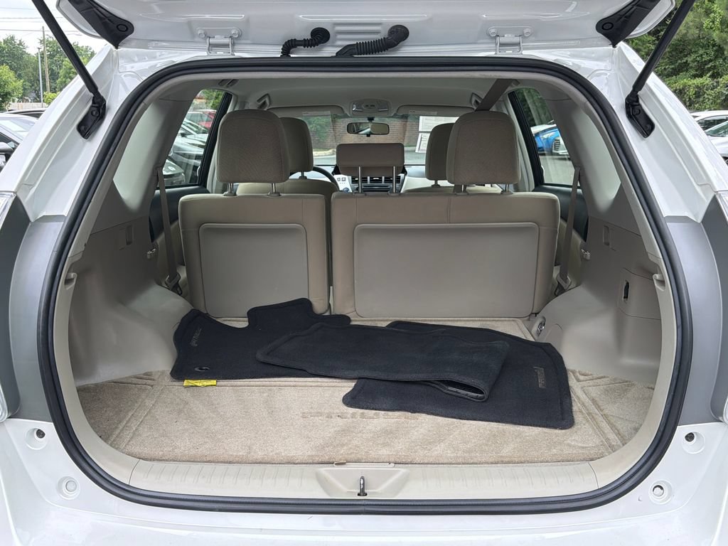Used 2013 Toyota Prius V Three FWD image 6