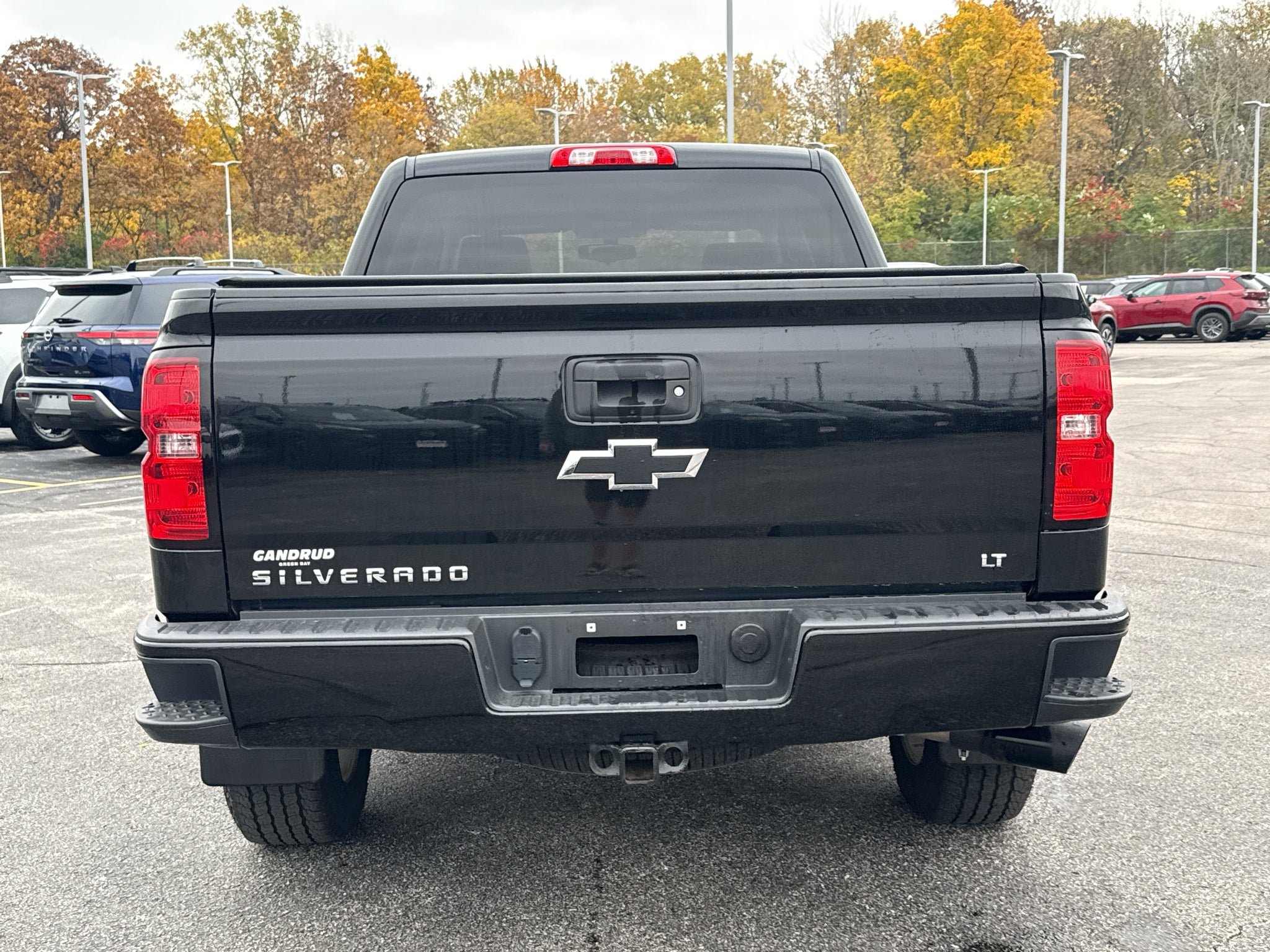 Used 2017 Chevrolet Silverado 1500 LT w/ All Star Edition AWD/4WD image 3