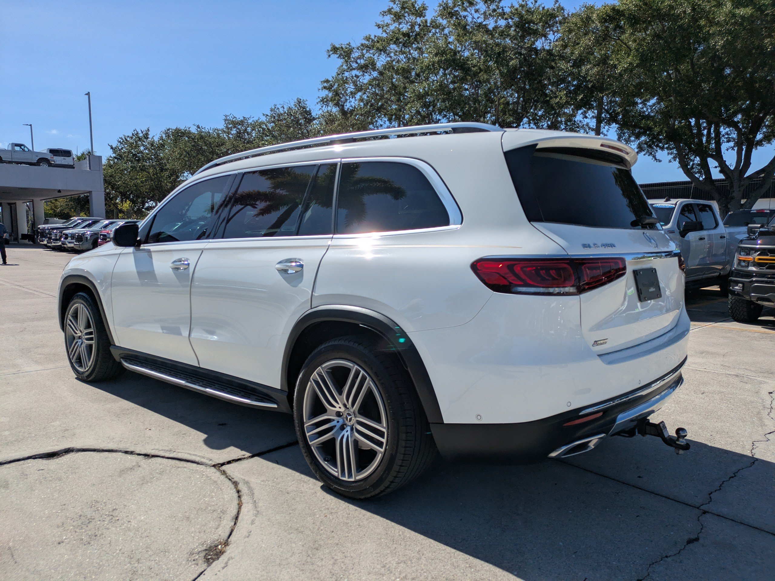 Used 2022 Mercedes-Benz GLS 450 4MATIC image 6