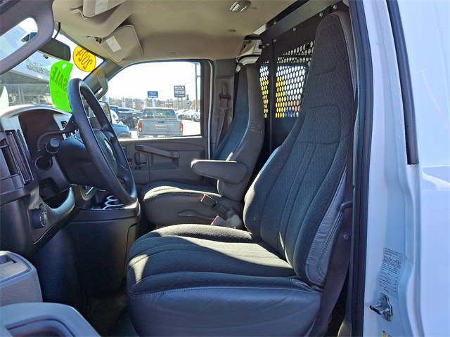 Used 2024 GMC Savana 2500 Work Van w/ Driver Convenience Package image 14