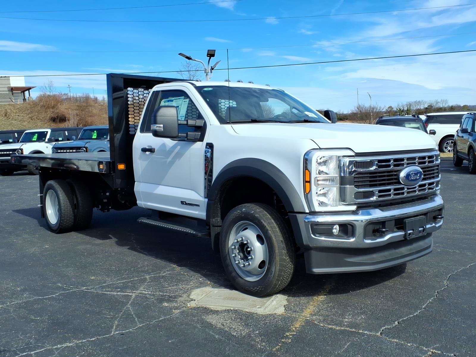 New 2025 Ford F550 4x4 Regular Cab Super Duty image 30