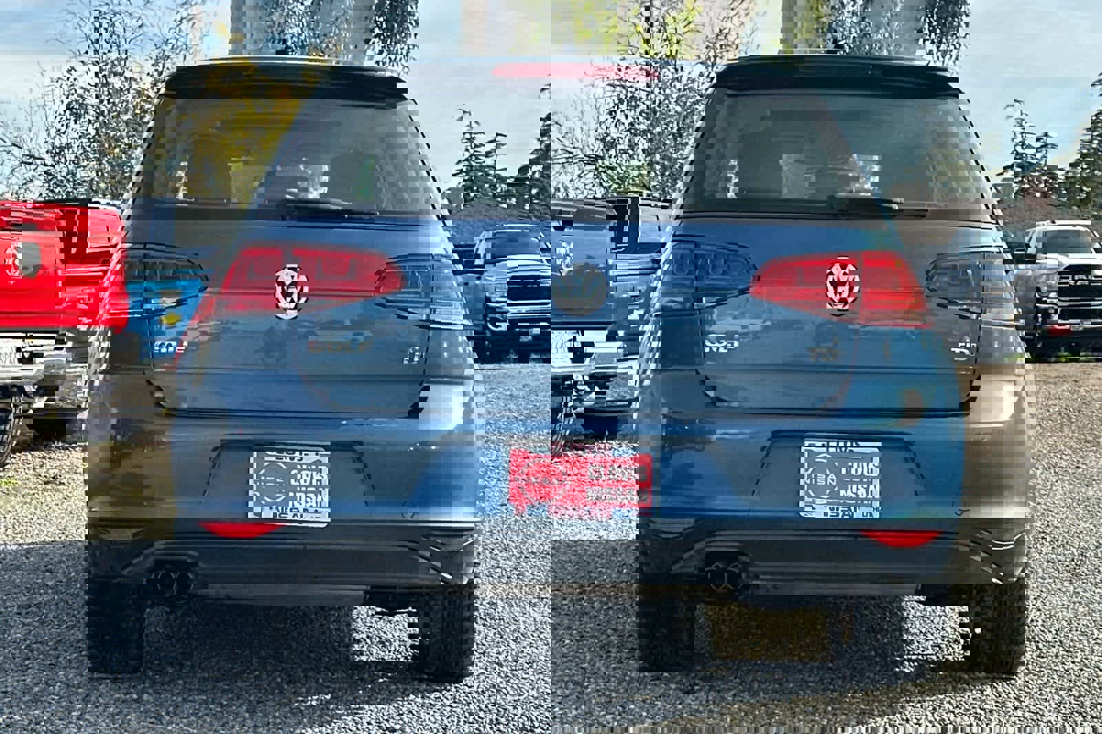 Used 2015 Volkswagen Golf TDI SE image 8