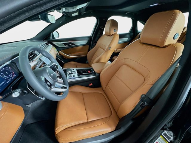 Used 2024 Jaguar XF R-Dynamic SE image 11