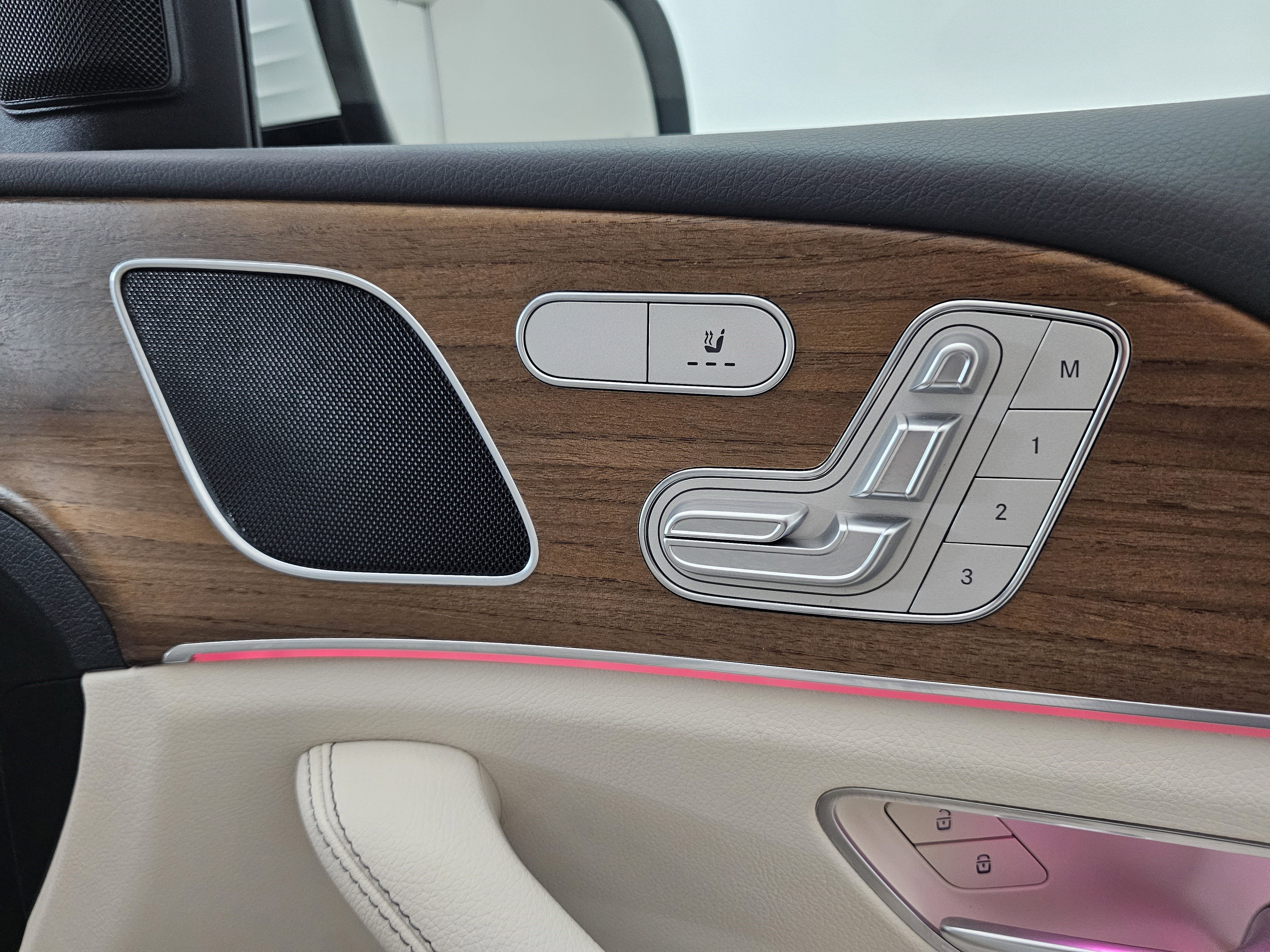 Used 2025 Mercedes-Benz GLE 450 4MATIC image 19