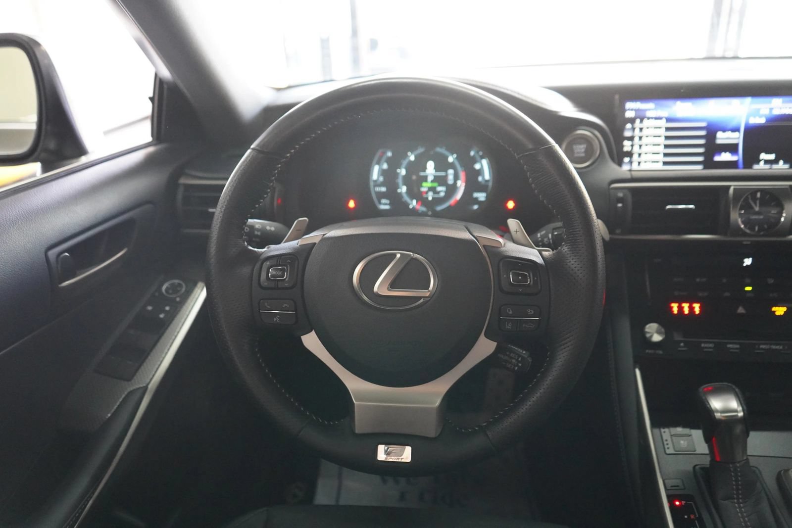 Used 2017 Lexus IS 350 F Sport RWD image 14