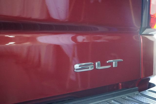 Used 2021 GMC Sierra 1500 SLT w/ SLT Premium Package AWD/4WD image 28