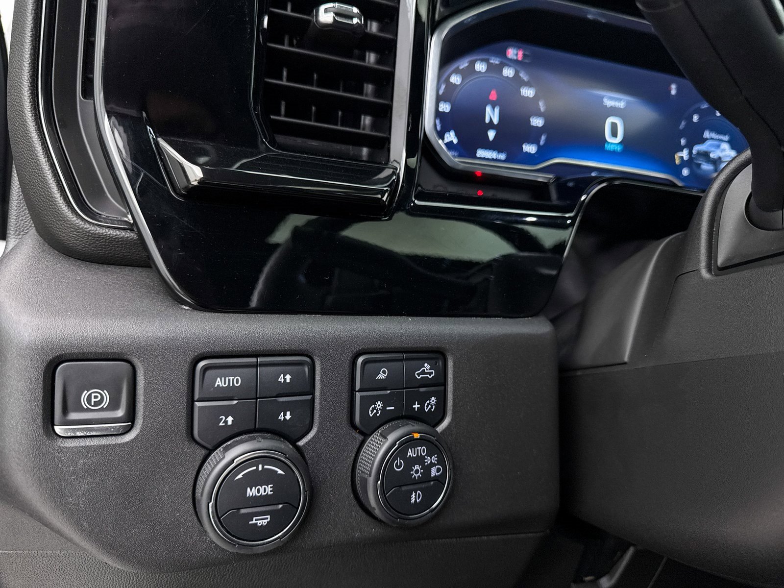 Used 2024 Chevrolet Silverado 1500 ZR2 w/ LPO, Dark Essentials Package image 21