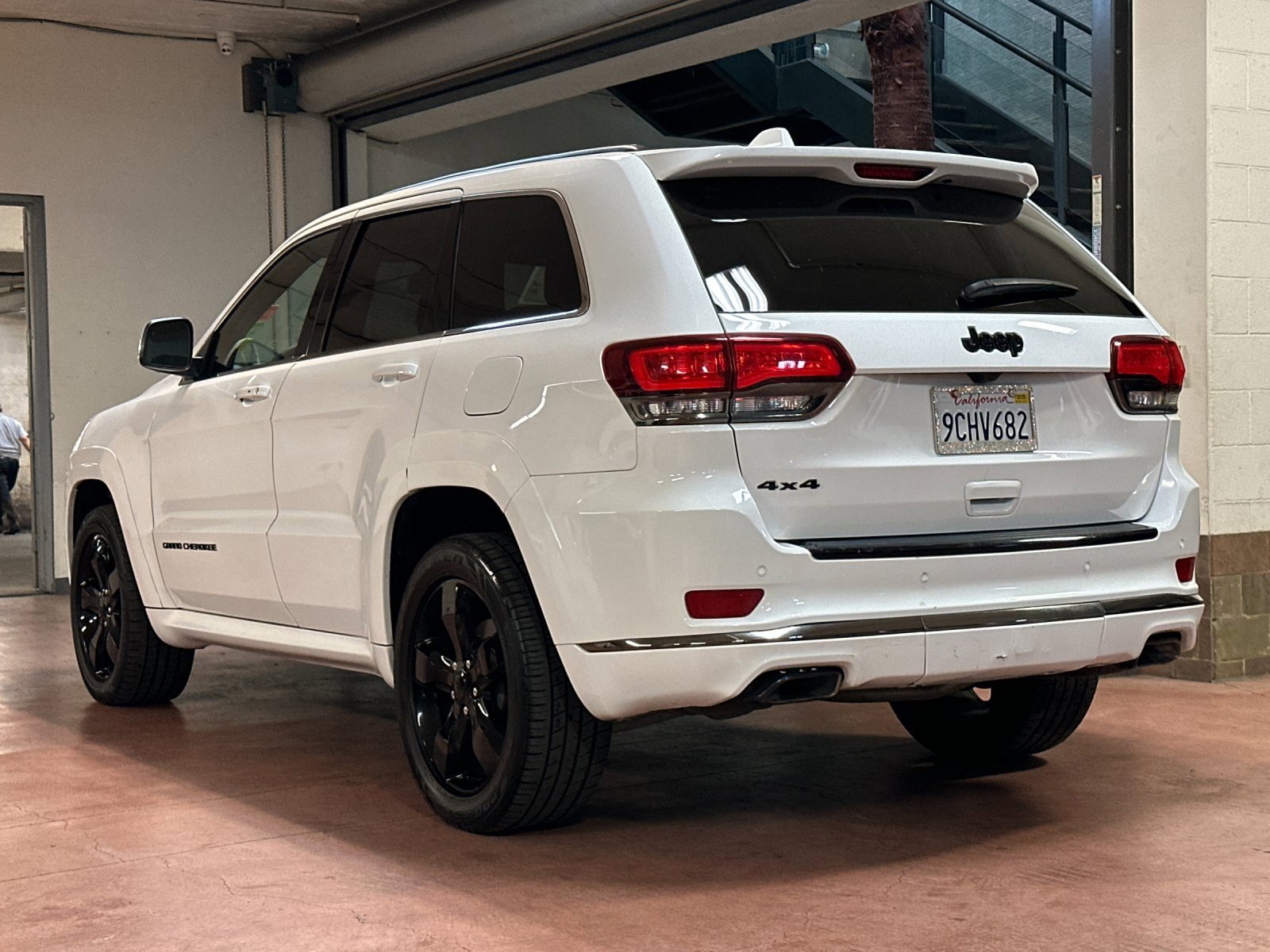 Used 2016 Jeep Grand Cherokee High Altitude image 3