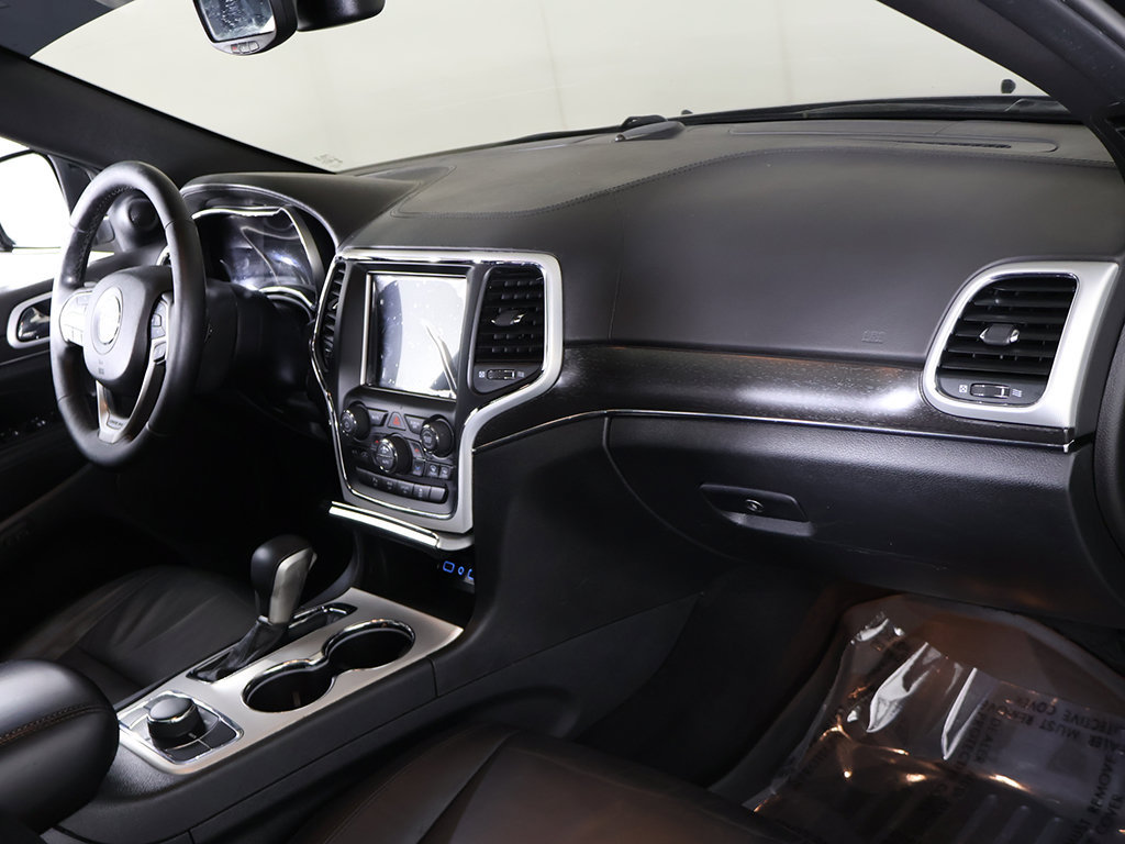 Used 2018 Jeep Grand Cherokee Limited AWD/4WD image 27