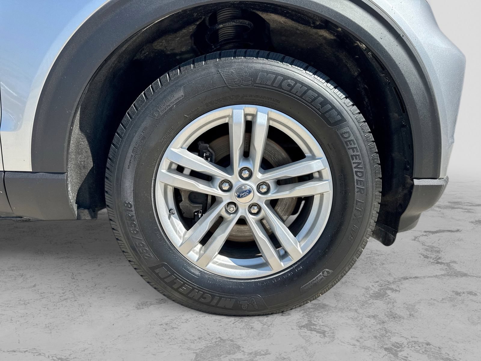 Used 2020 Ford Explorer XLT w/ Class III Trailer Tow Package AWD/4WD image 15