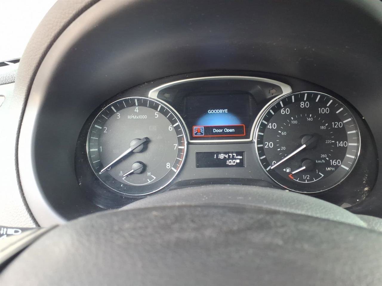 Used 2014 Nissan Altima 2.5 SV FWD image 10