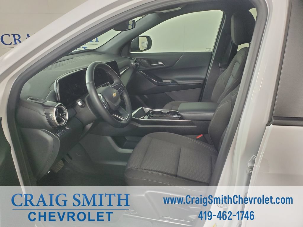 Used 2025 Chevrolet Equinox LT FWD image 10
