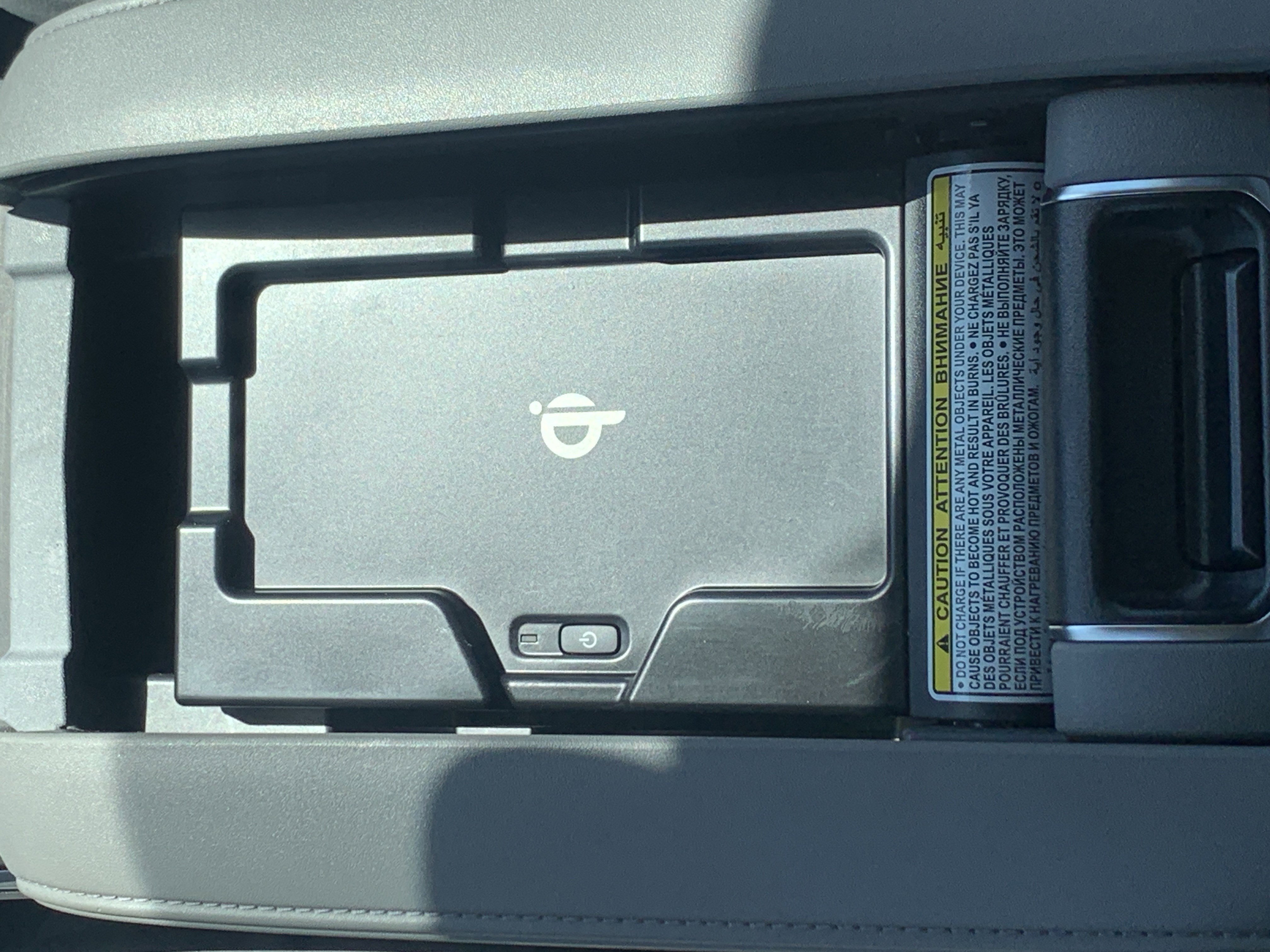 Used 2022 Toyota Highlander XLE image 25