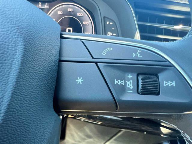Used 2024 Audi Q8 Premium w/ Black Optic Package image 33